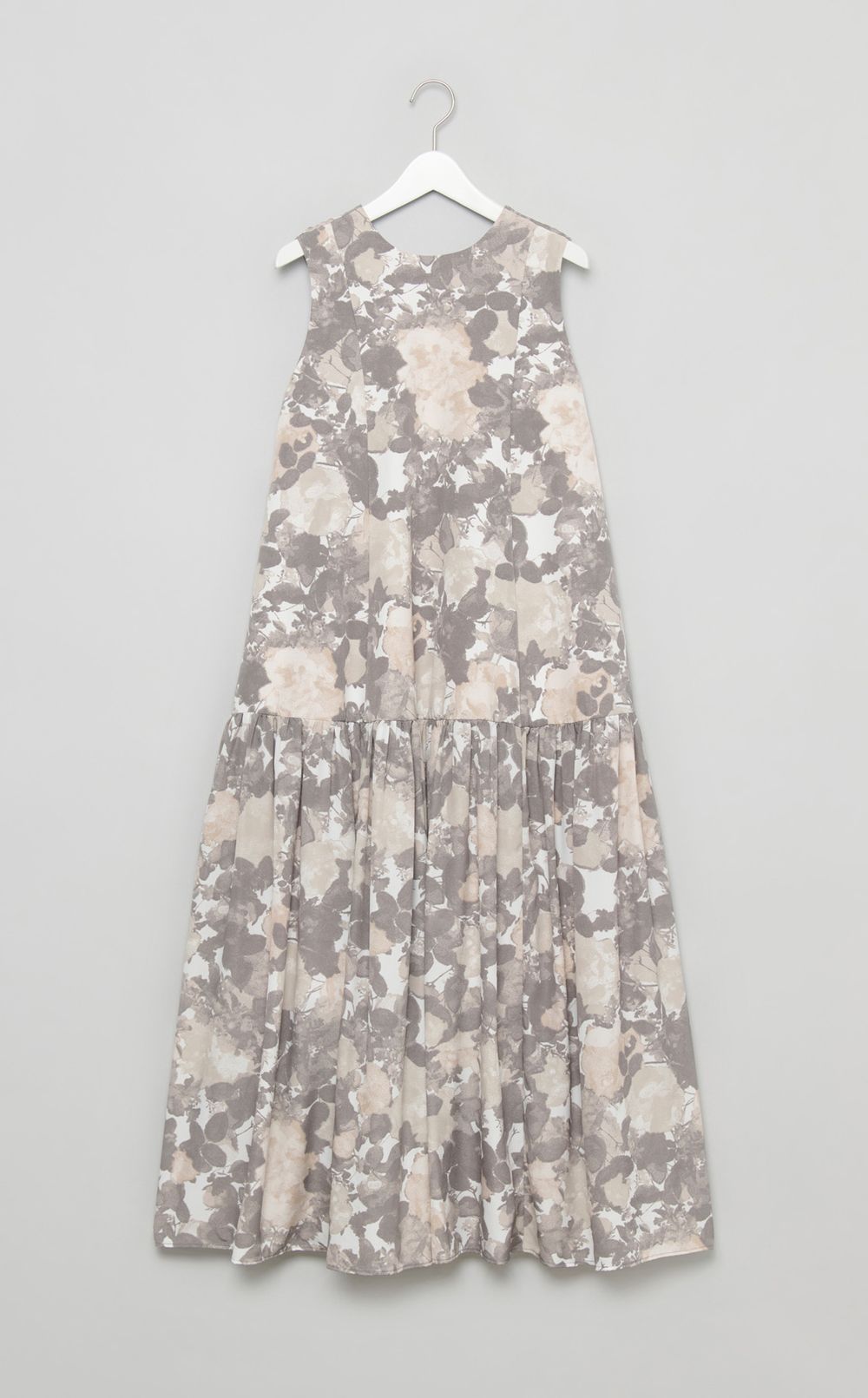 バックデザインフラワーマキシワンピース