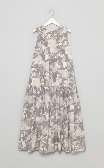 バックデザインフラワーマキシワンピース