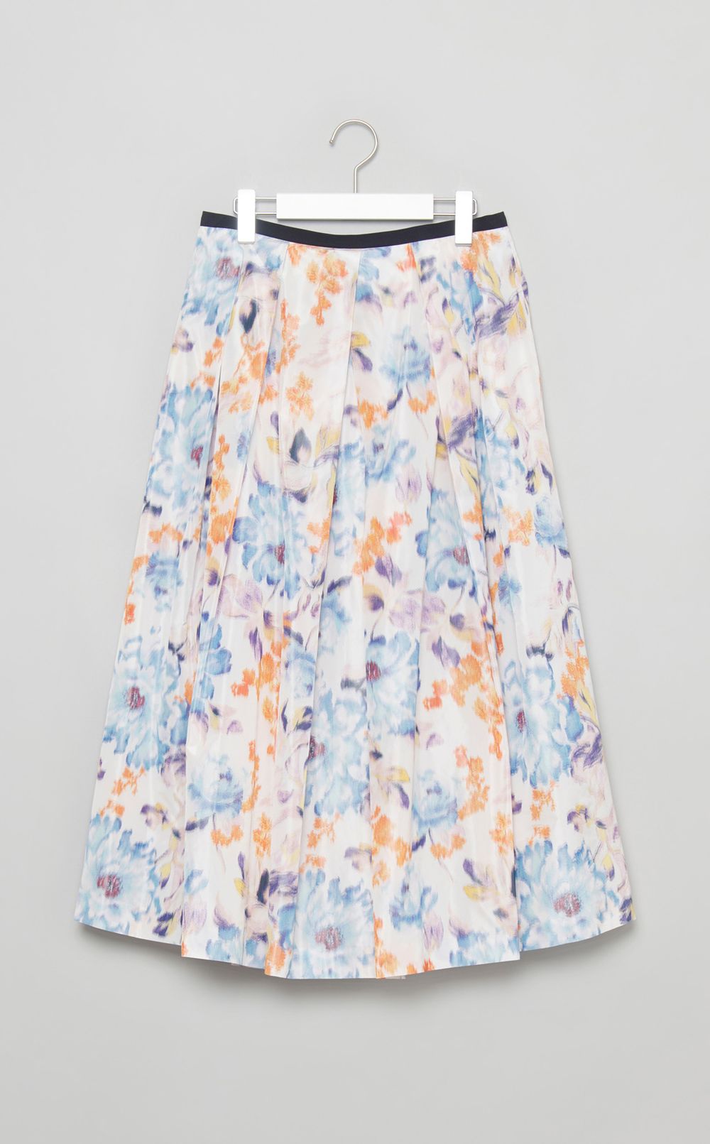 フラワープリントタックスカート