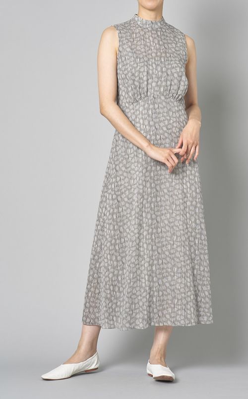 リーフプリントタックワンピース