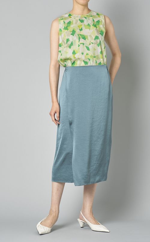 フラワーカモプリントノースリーブ