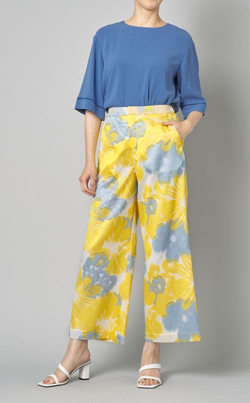 クルーネックTシャツブラウス