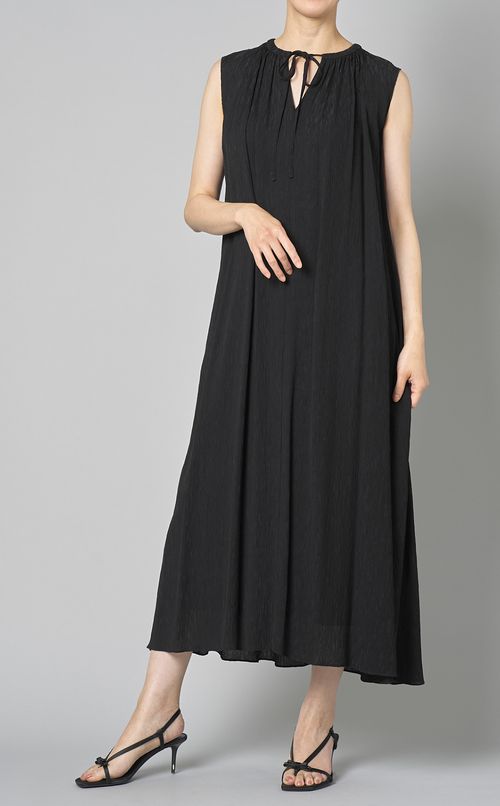 スリーブレスAラインワンピース