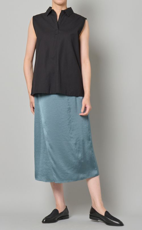 スキッパーネックスリーブレスポロシャツ