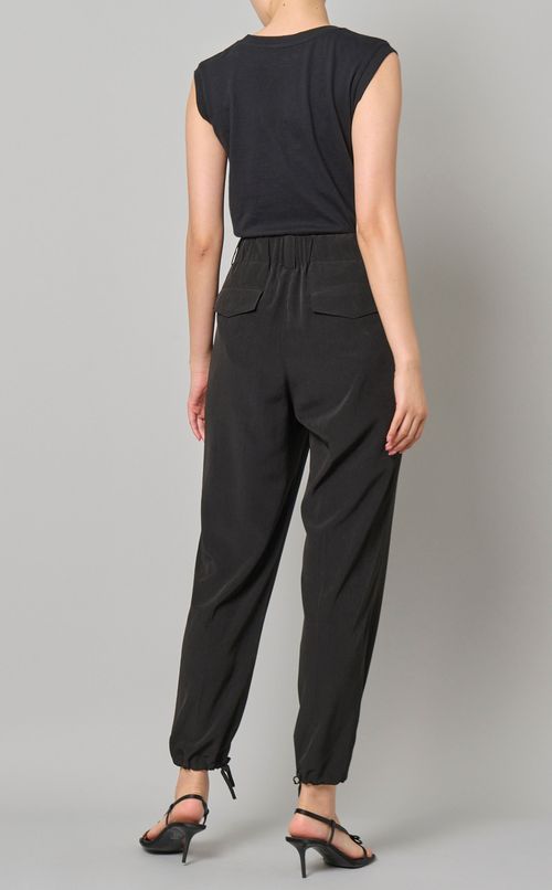 ドロストヘムパンツ