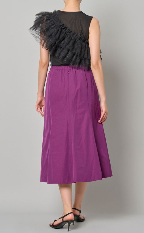 トリアセミディフレアスカート