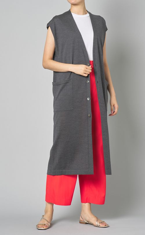 Vネックニットロングジレ