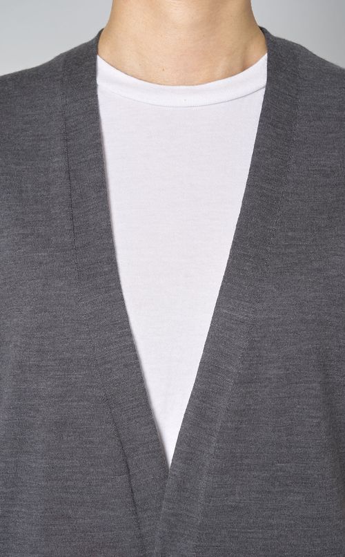 Vネックニットロングジレ