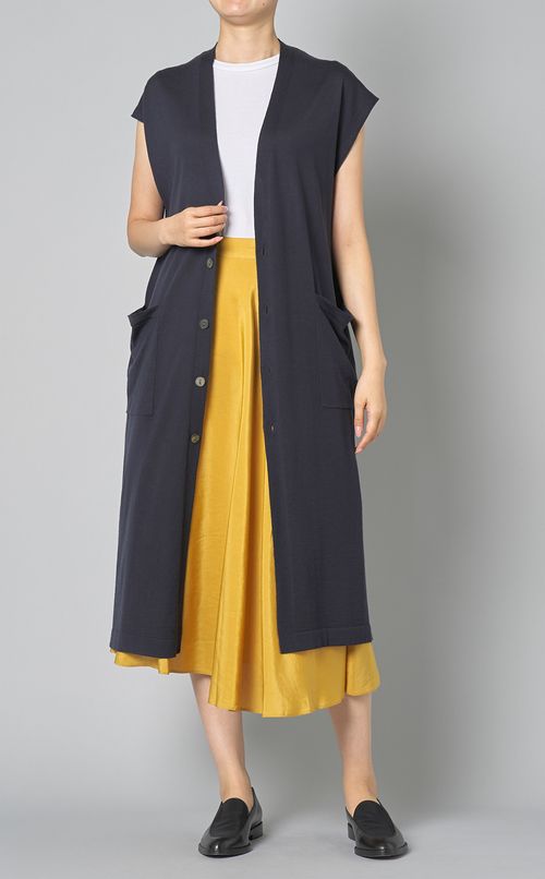 Vネックニットロングジレ