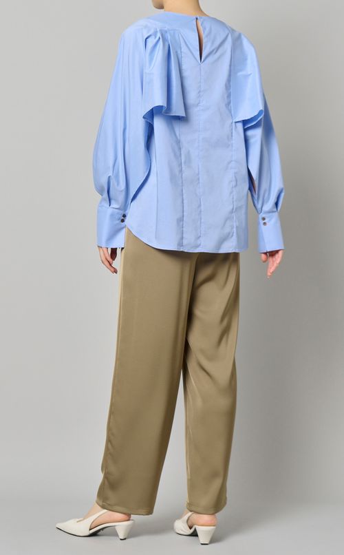 アシンメトリーケープブラウス