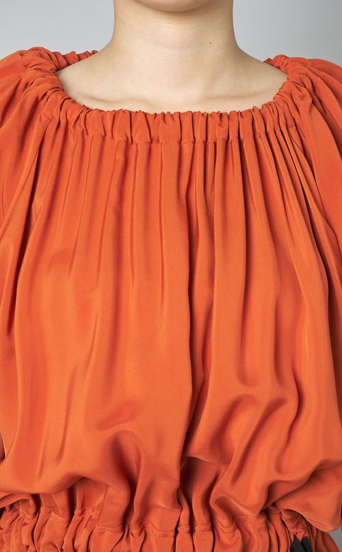 ギャザードレープロングワンピース