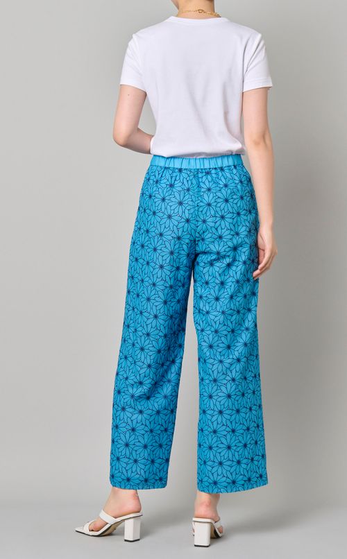 フラワーワイドストレートパンツ