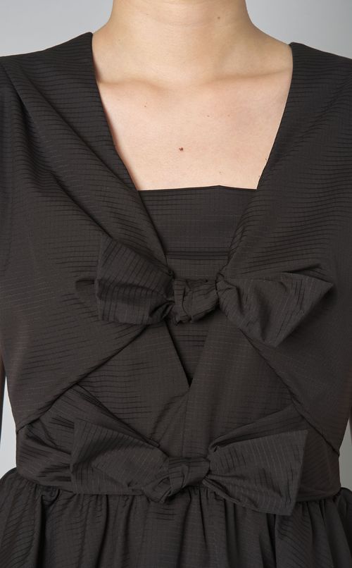 フロントリボンペプラムワンピース