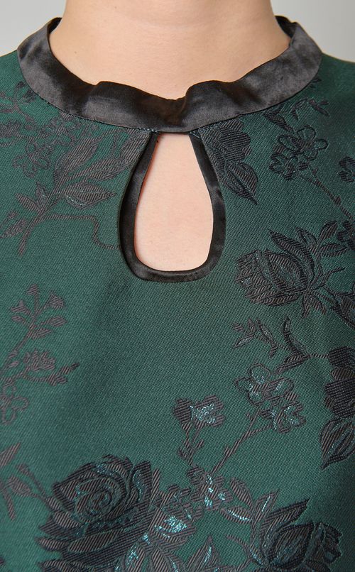 フラワージャガードドレス