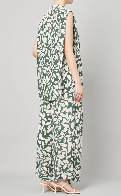 プリントノースリーブブラウス