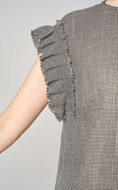 フリルフレンチスリーブブラウス