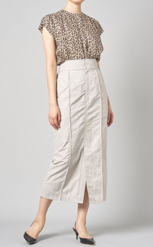 ピンタックストレートスカート