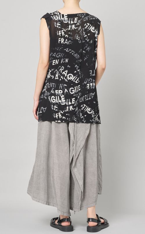 プリントドレープノースリーブブラウス