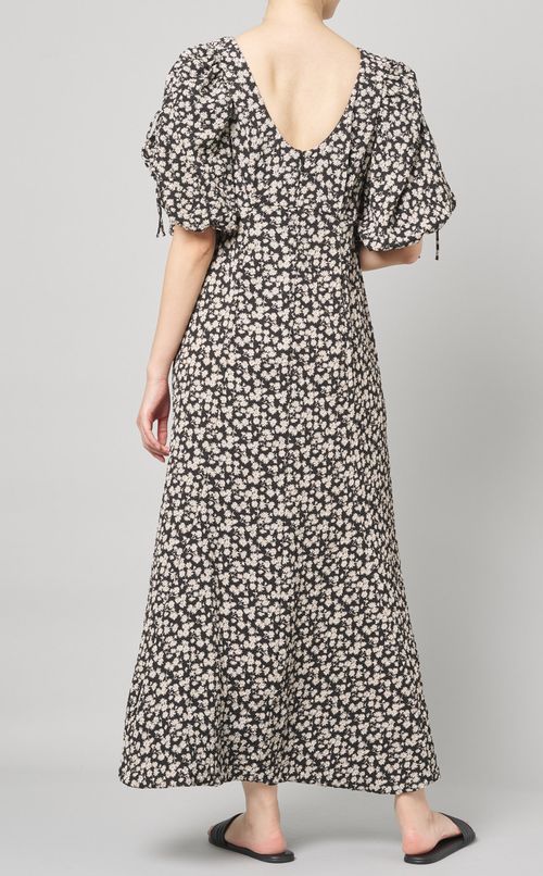 フラワープリントワンピース