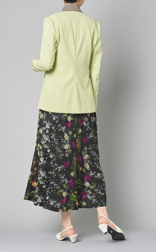 ノーカラVネックジャケット