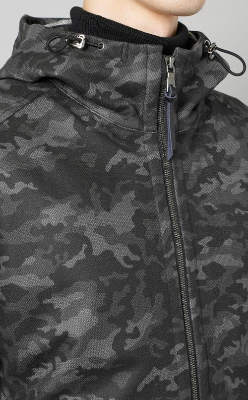 カモフラージュパーカー