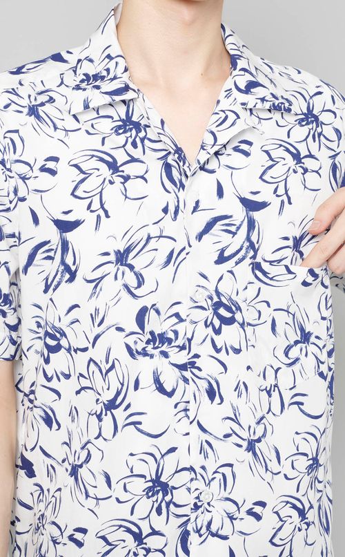 フラワープリントショートスリーブシャツ