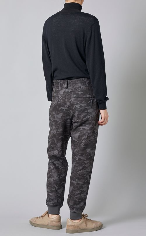 カモフラージュジョガーパンツ