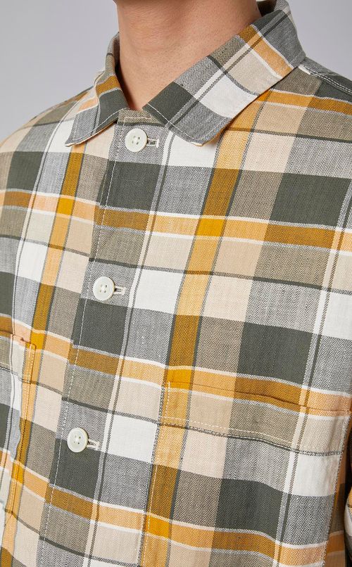 マドラスチェックシャツ