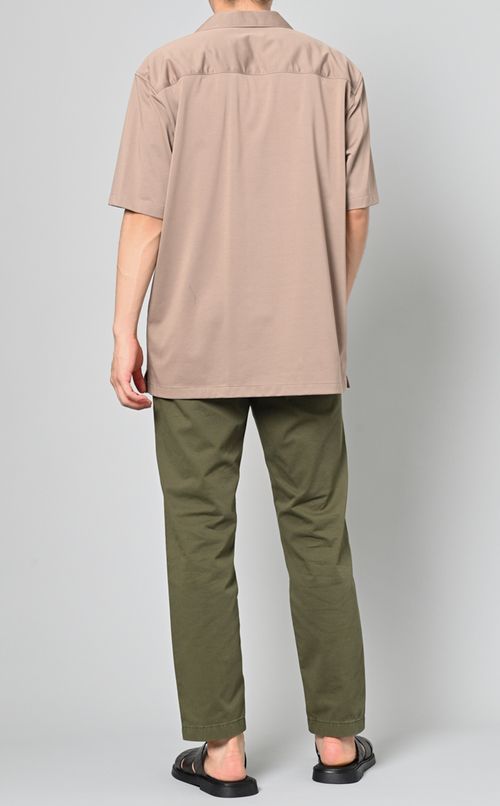 オープンカラーシャツ