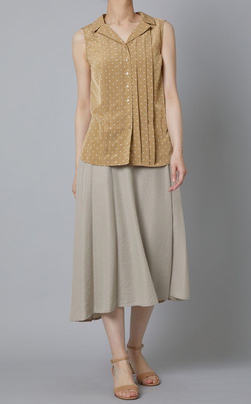 ドットプリントブラウス