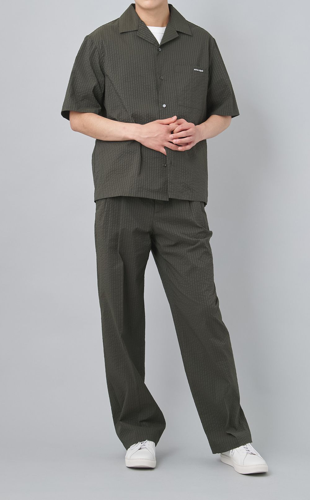 オープンカラーリゾートシャツ