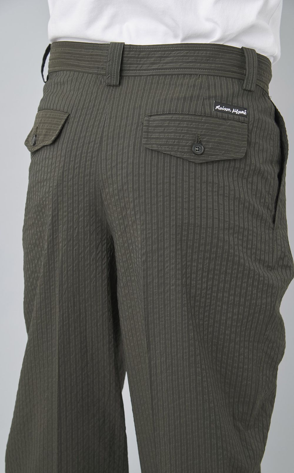 リラックスタックパンツ