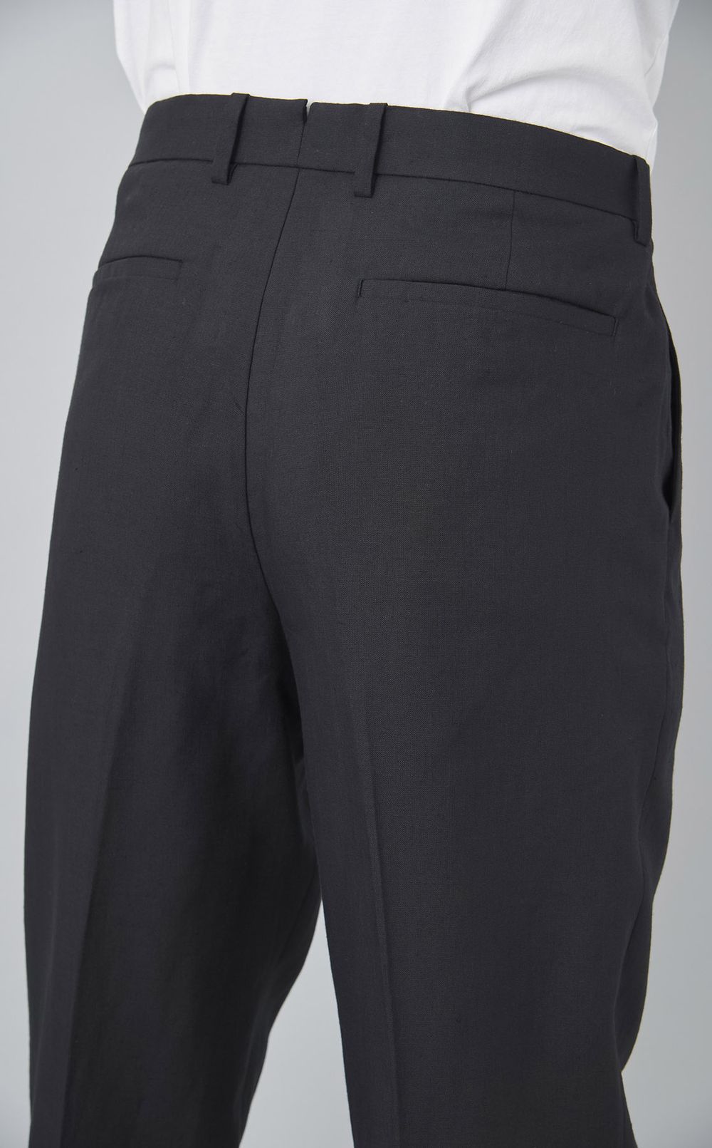 リネンプリーツトラウザー