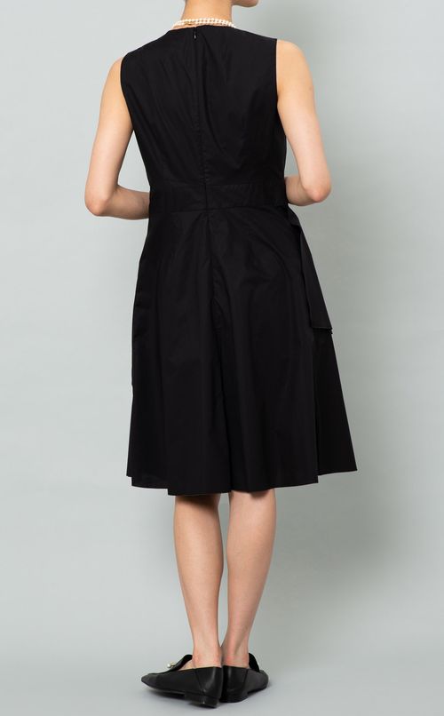 ノースリーブティアードワンピース