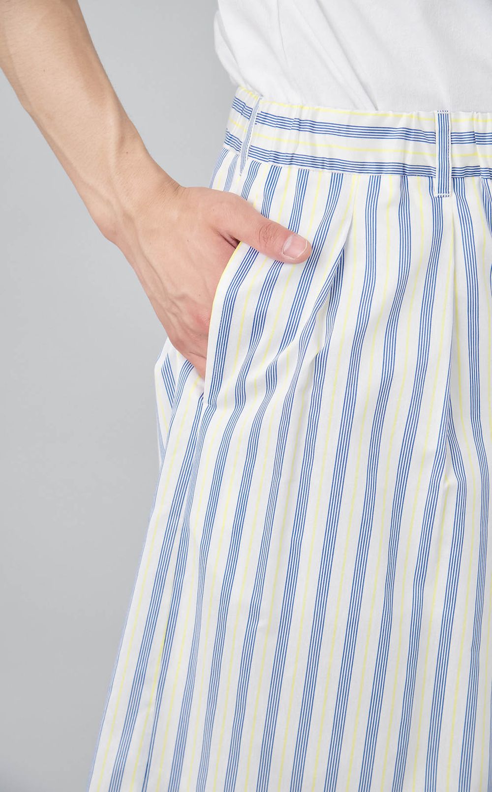 ストライプショートパンツ