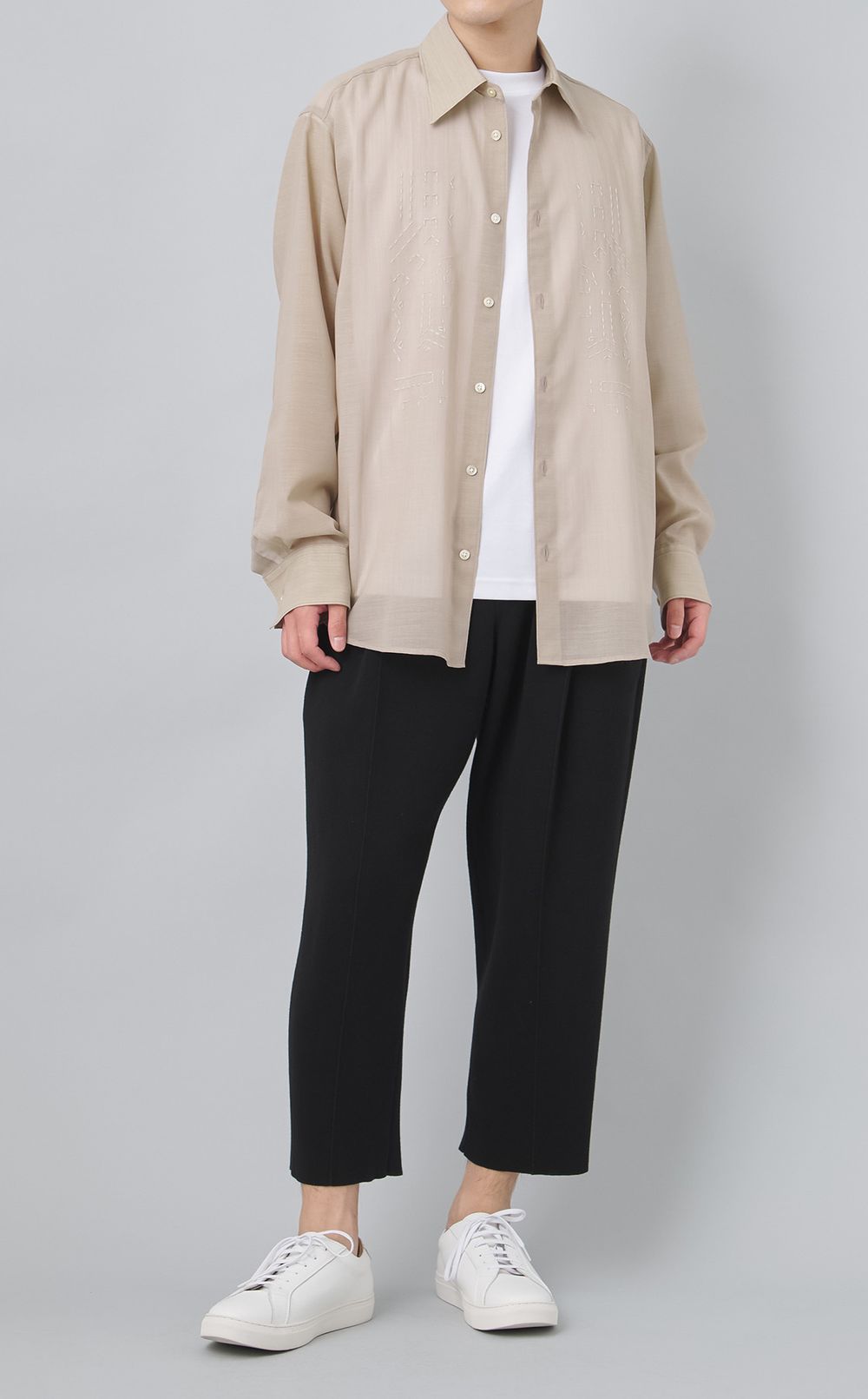 エンブロイダリーレギュラーカラーシャツ