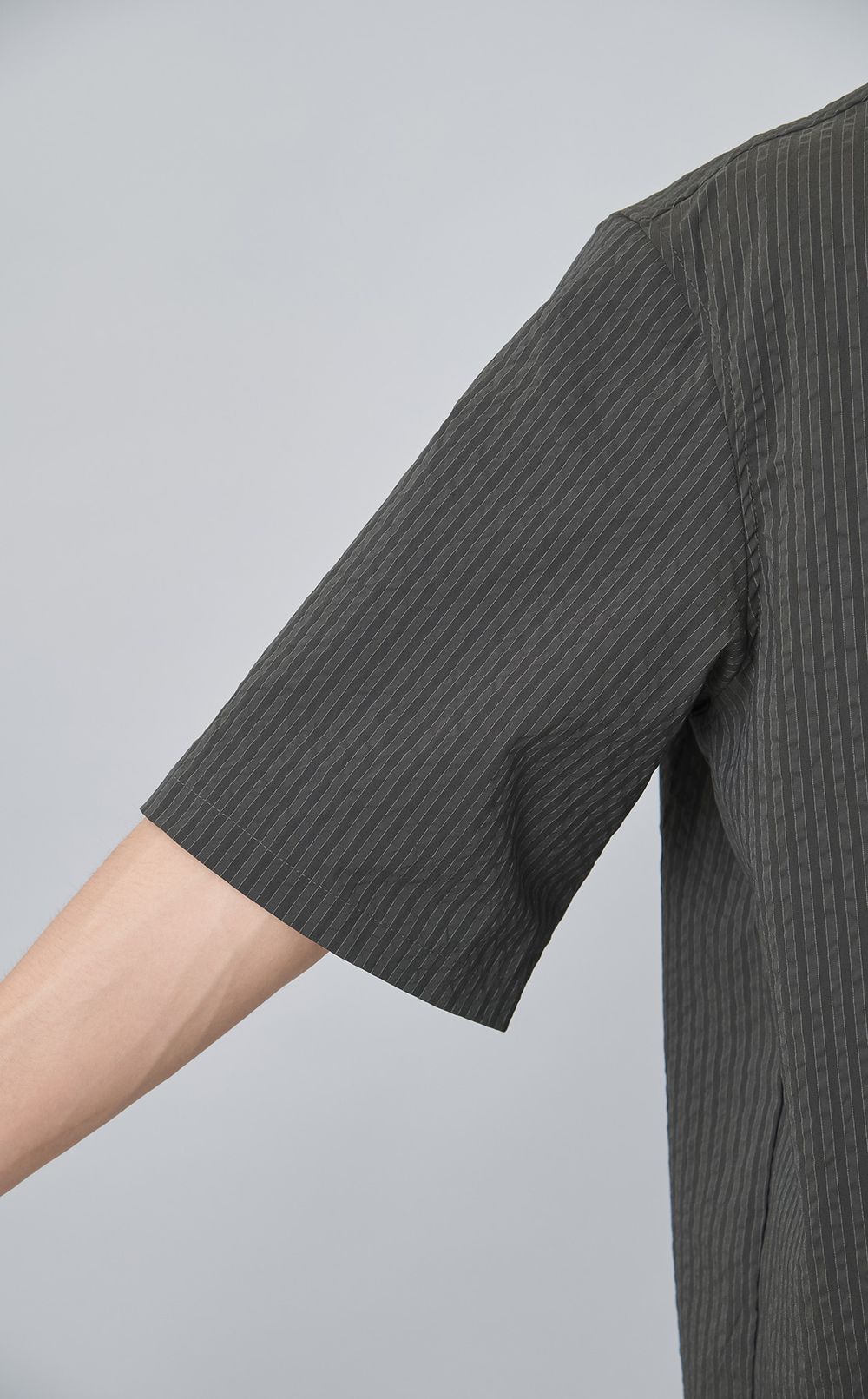 オープンカラーリゾートシャツ