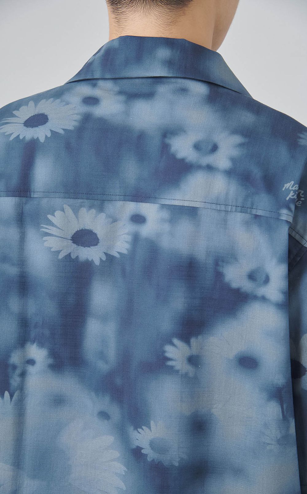 フラワープリントシャツ