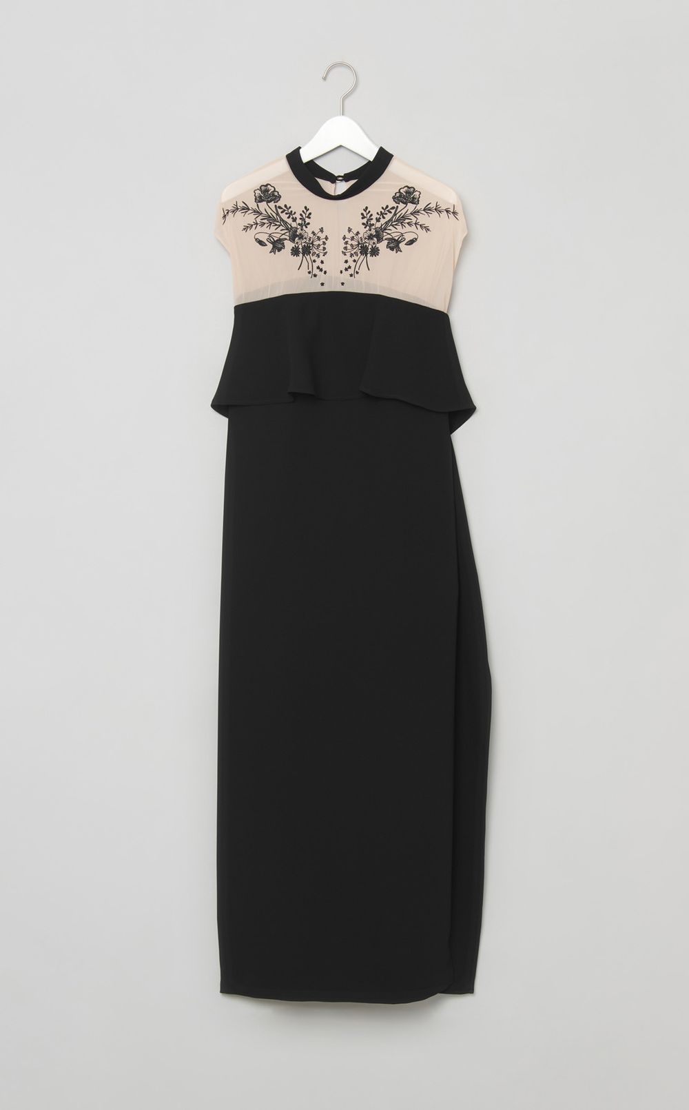 エンブロイダリードッキングドレス