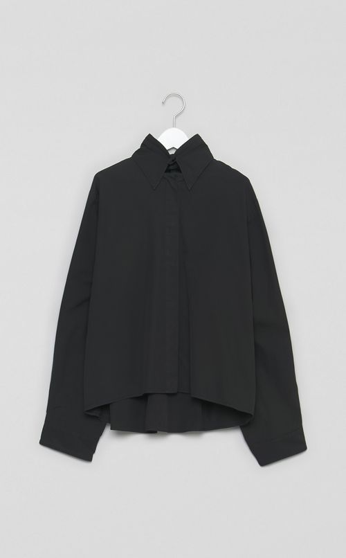 バックネックオープンシャツ