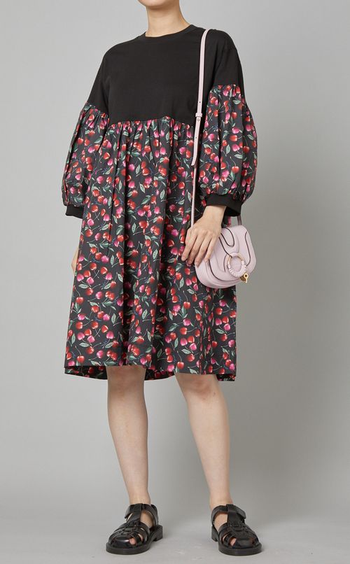 チェリープリントフレアワンピース