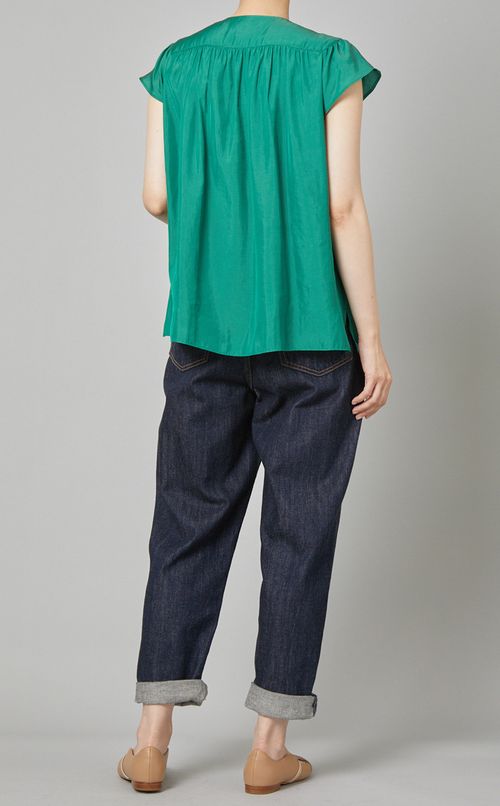 フレンチスリーブギャザーブラウス