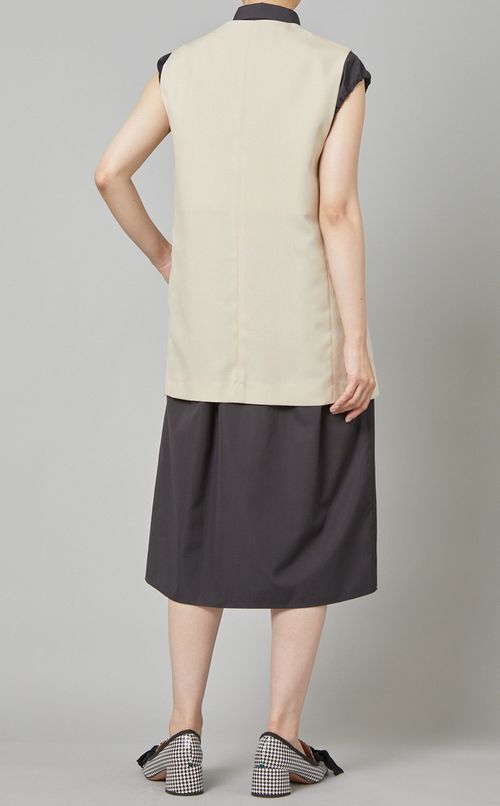 ノーカラージレ