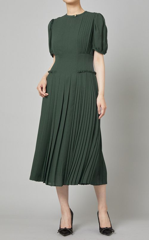 プリーツデザインシフォンワンピース