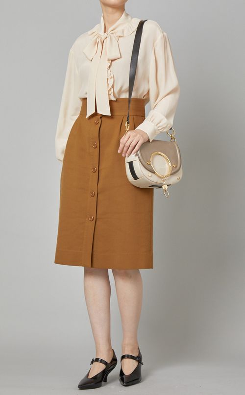 フロントフリルボウタイブラウス