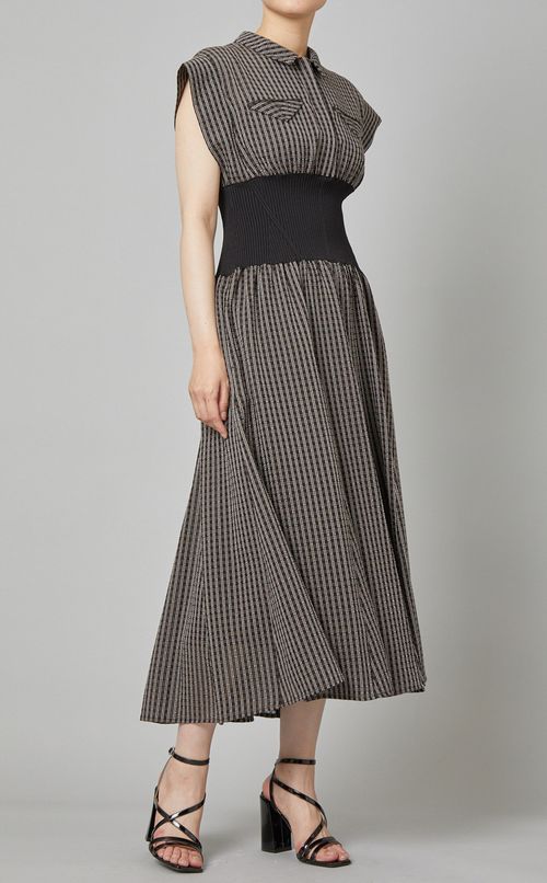 ウエストリブニットワンピース