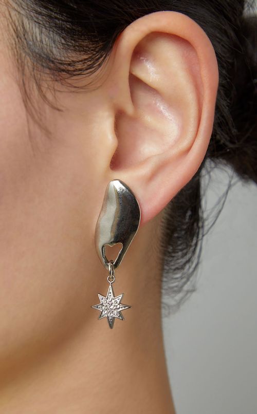 スターモチーフイヤリング