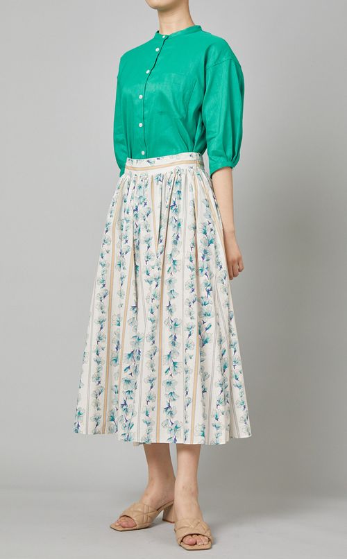 リネン混バックタックシャツ