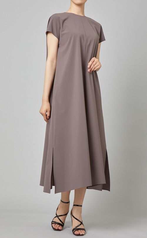 バックタッククレープワンピース