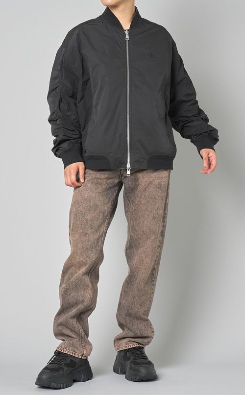 リバーシブルボンバージャケット